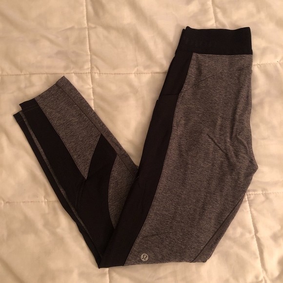 grey w/ black lululemon leggings size 6 - Picture 2 of 6